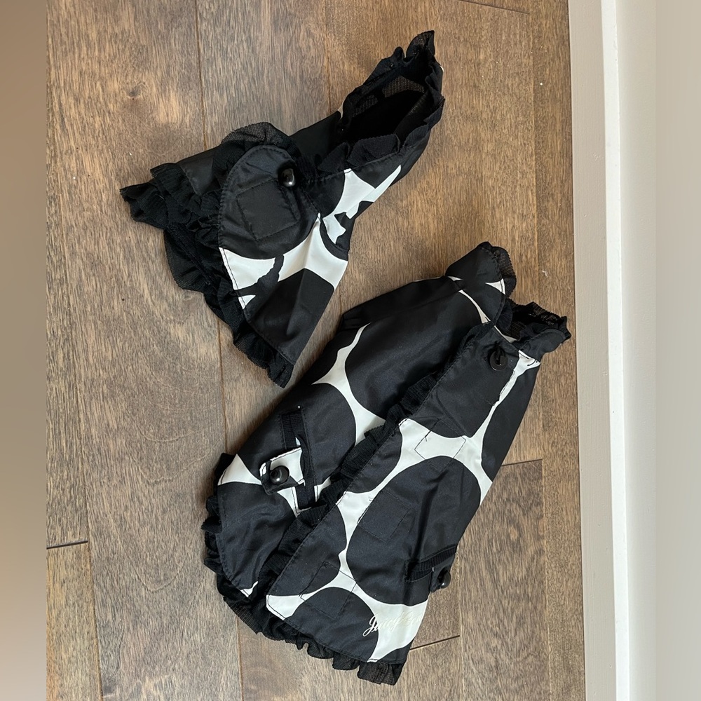 Juicy Couture Rain Coat with separate hood for dogs